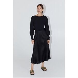 Zara Black Pleated Midi Skirt